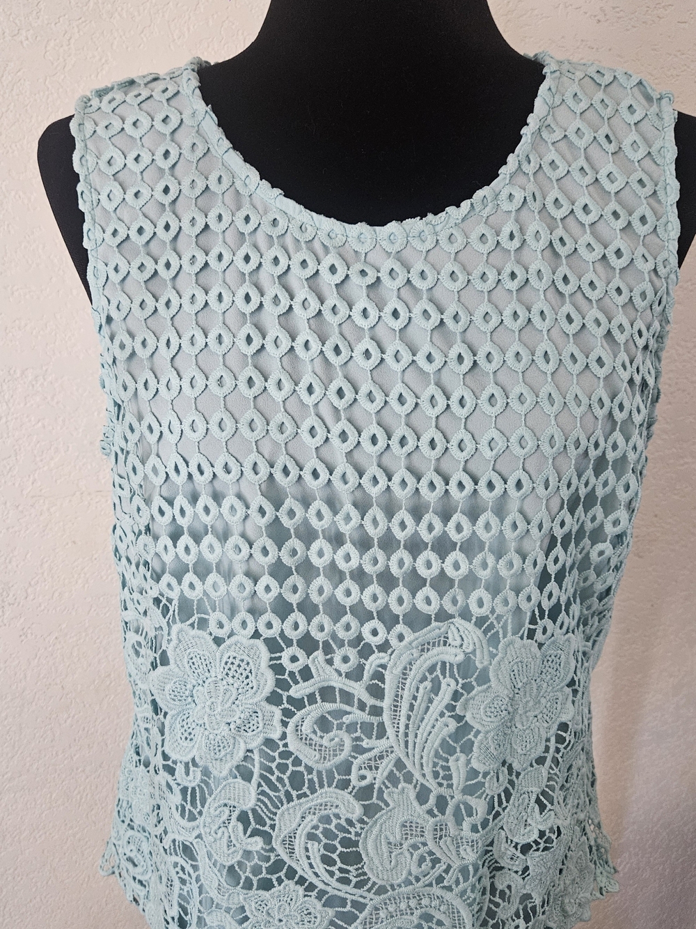 Talbots Aqua Lace Crochet Sleeveless Blouse